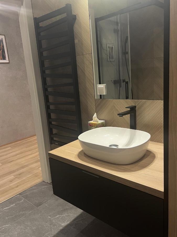 Amsterdam - Nowy Apartament W Centrum Z Prywatnym Zadaszonym Parkingiem نوفه تارخ المظهر الخارجي الصورة